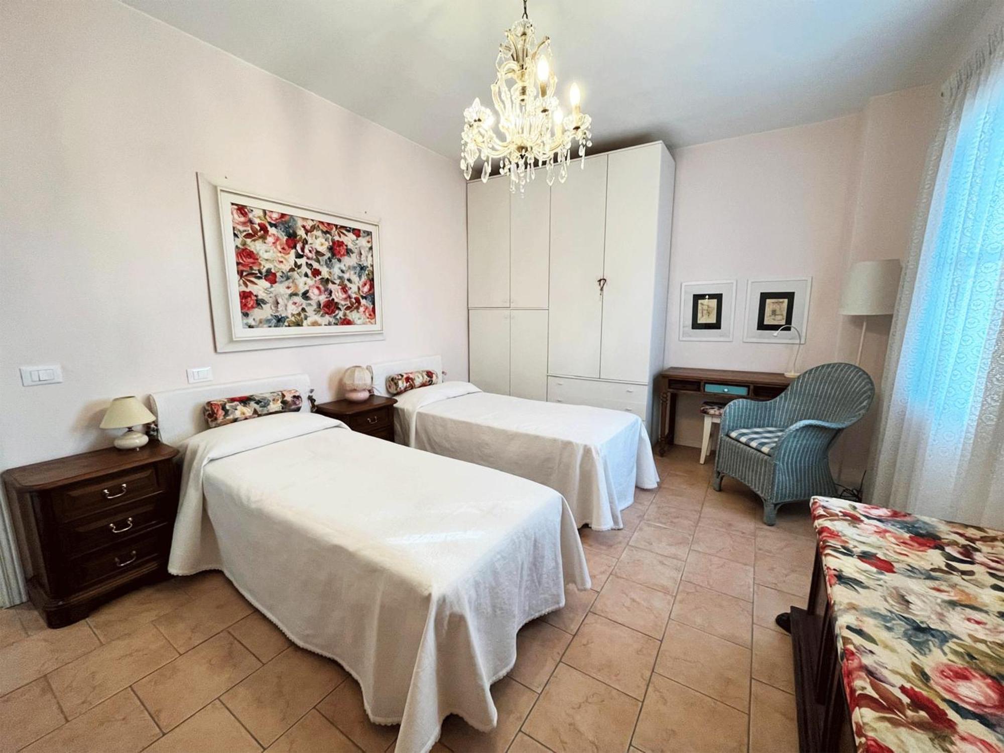 Casa Vacanze L'Acquerello Лари Экстерьер фото